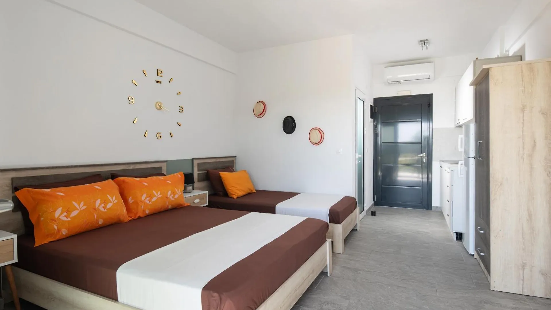 Villa Miranda Roshi Toroni 0*,