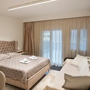 Daire Ag.sofias Pedestrian Area Luxury Ap. & Big Balcony, Selanik