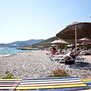 şahin Motel&restaurant Konukevi Yalıçiftlik